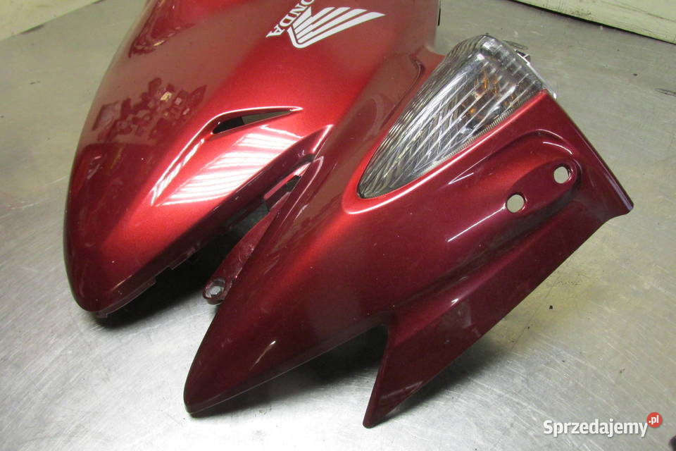 Prawa owiewka Honda NTV 700 Deauville 07r Elementy nadwozia