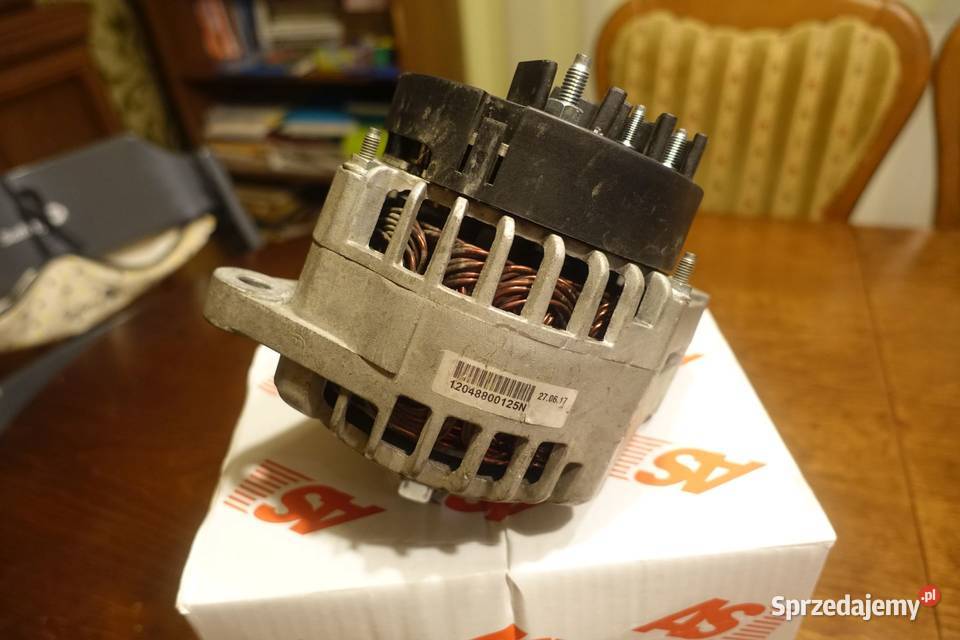 Alternator Opel Zafira B poj 19 cdti 150 koni