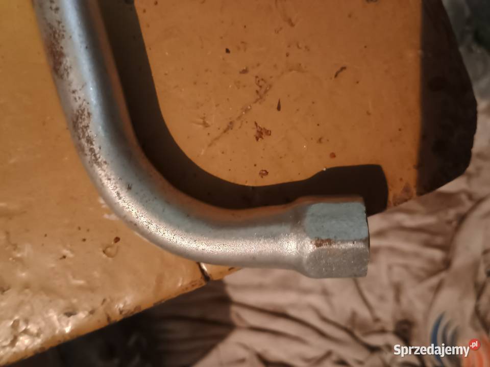 Oryginalny klucz do kół VW Audi Płock