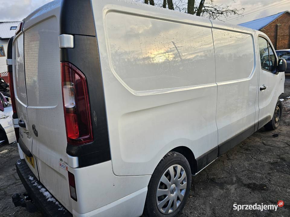 Ćwiartkę prawa vivaro b 20142019 tafic III Zadzim