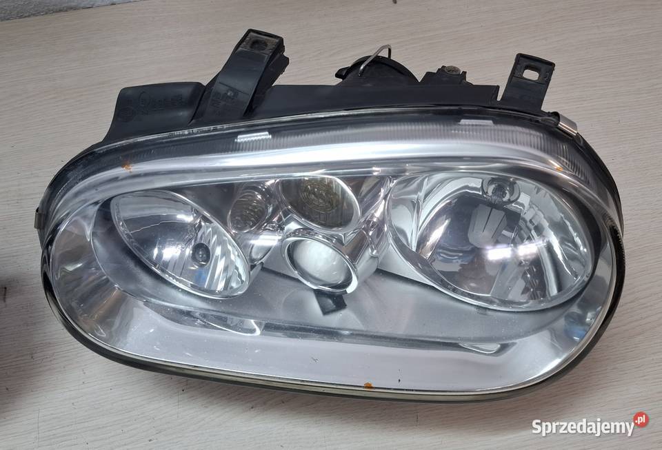 Lampa Reflektor VW Golf IV Sandomierz
