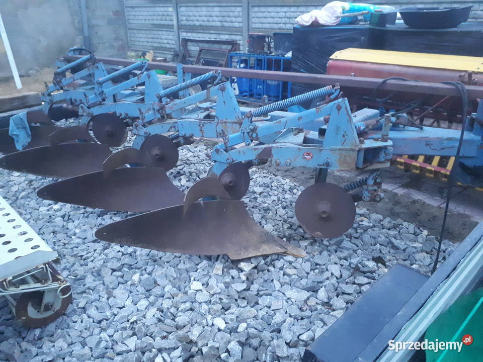 Pług overumowerum ciagniony 4 skiby Nowa Słupia