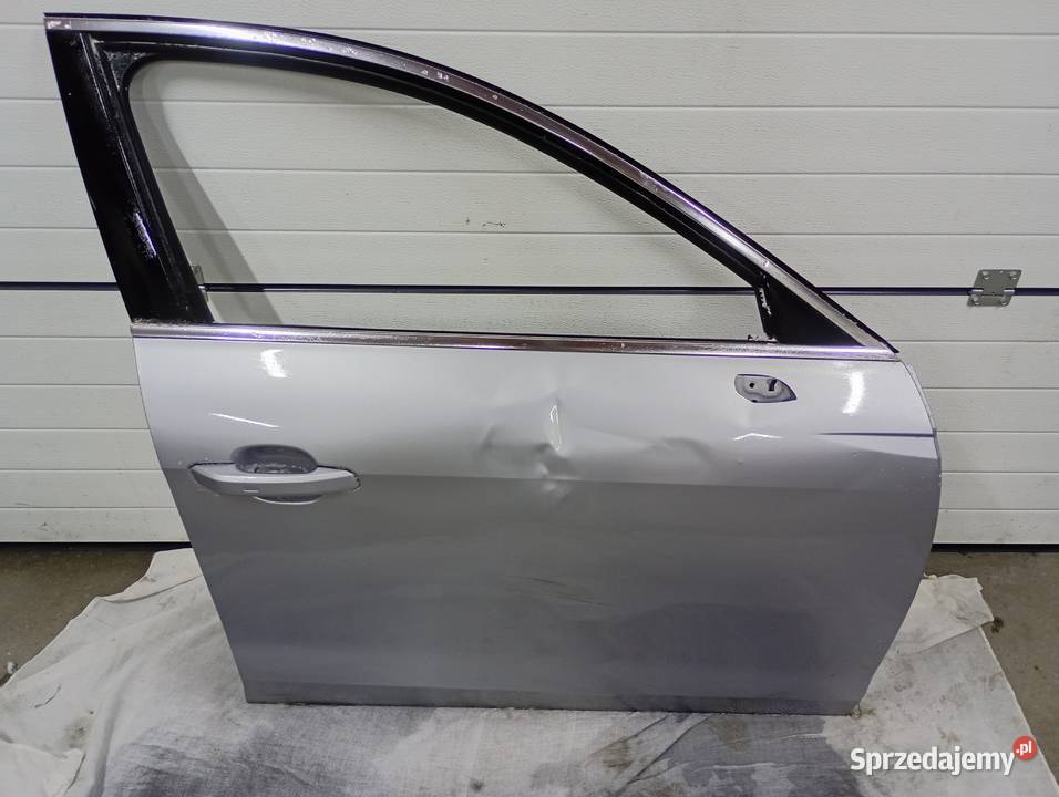 Drzwi prawe audi a4 b9 lift LZ7G Niechanowo