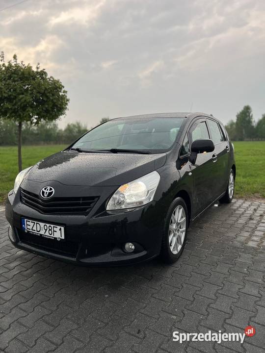Toyota Verso 18 BenzLpg 7 osobowy hak kamera