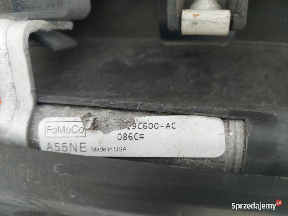 FORD MUSTANG VI 23TB Pas przedni chłodnica belka