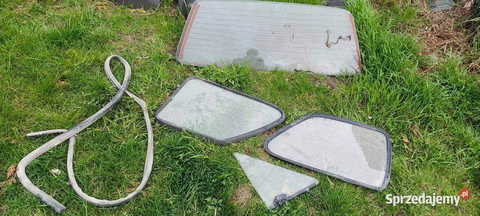 Szyby klapa silnika maluch 126p