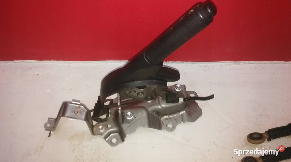 DZWIGNIA LEWAREK HAMULCA RECZNEGO YARIS II 10B