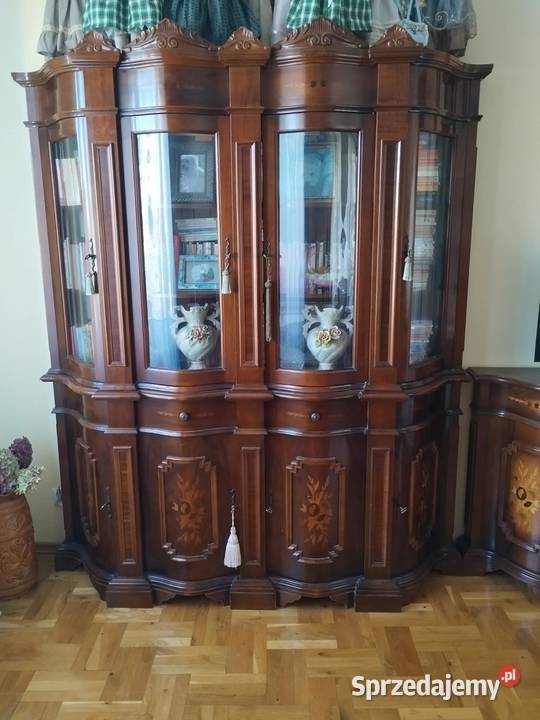 witryna włoska i barokowa do wyboru Kredensy i witryny sprzedam