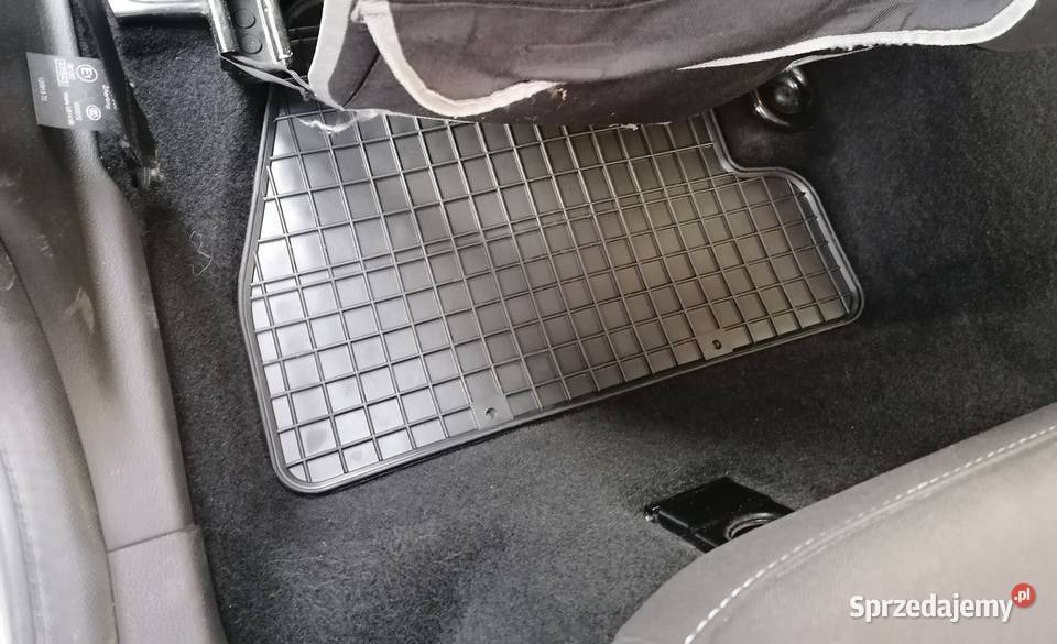 Ford Focus MkIII Dywaniki Gumowe FROGUM 0308 Na Zduńska Wola