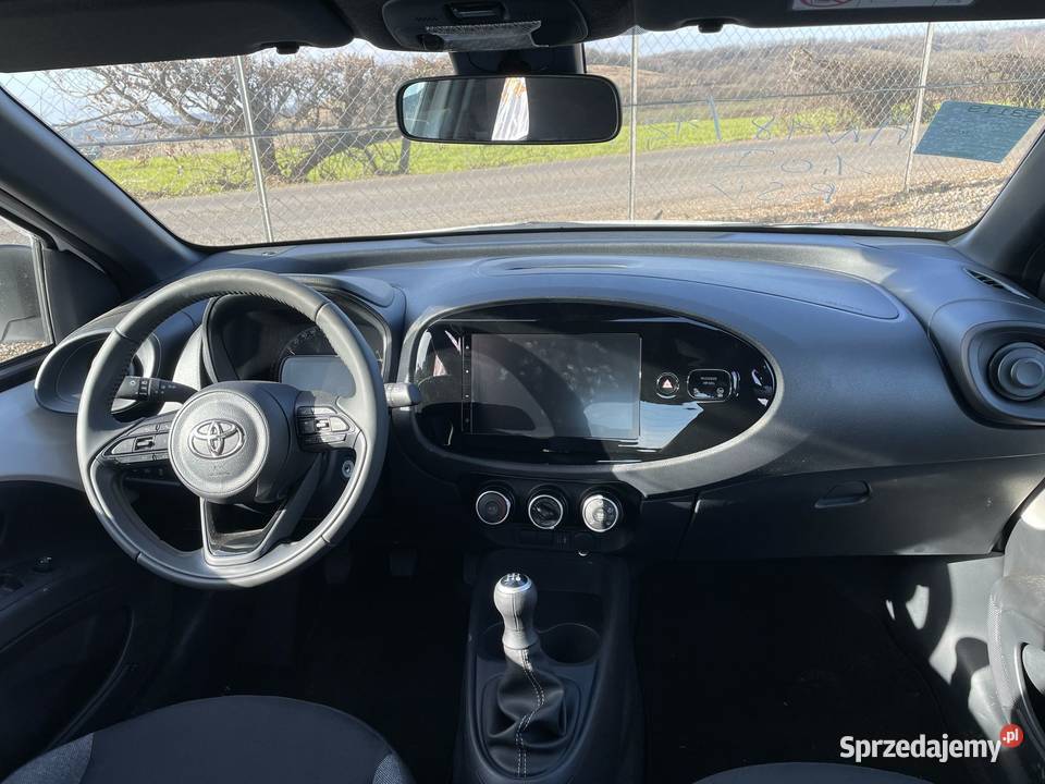 TOYOTA Aygo X 10 VVTi 72 HA400 Rok produkcji 2024 Wrocław sprzedam
