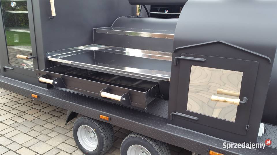 smoker trailer grill na przyczepie BBQ catering Golęczewo
