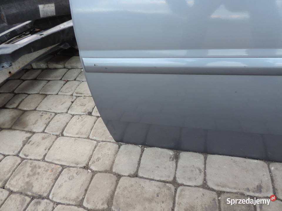 DRZWI LEWY TYŁ OPEL VECTRA C KOMBI Z155 Rok produkcji 2004 Nowy Sącz sprzedam