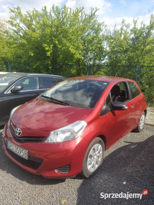 Toyota Yaris 10 70000 nowości autoalarm