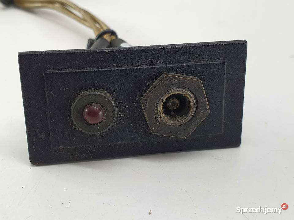 WTYCZKA KOSTKA PRZELACZNIK GNIAZDO MAN LE Janowice sprzedam