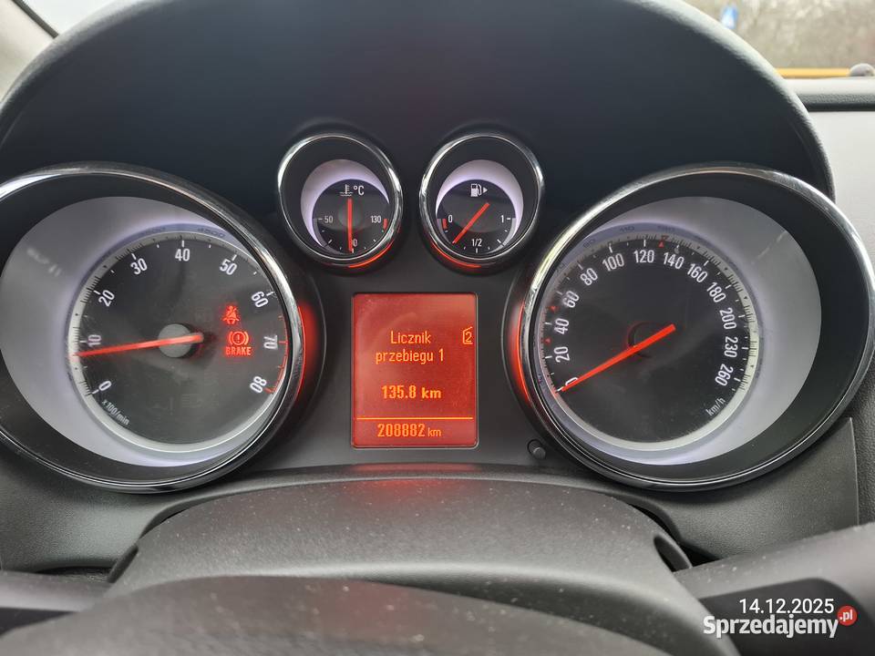 Opel Astra j 16 115 2012 sports tourer Białystok