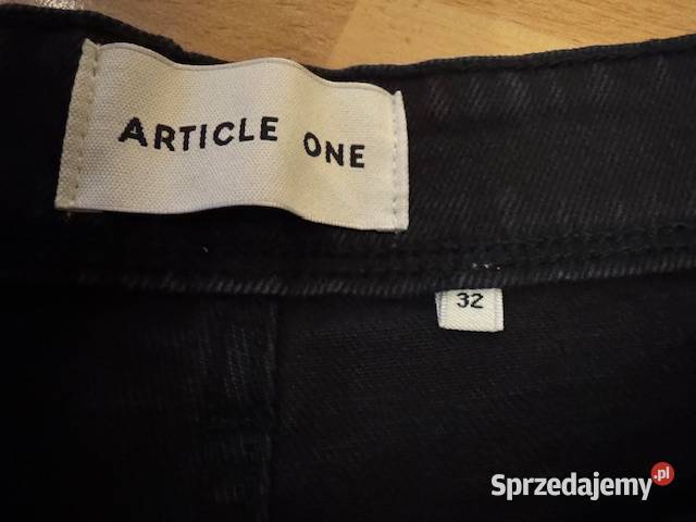 Spodenki męskie 32 jeansowe czarne krótkie