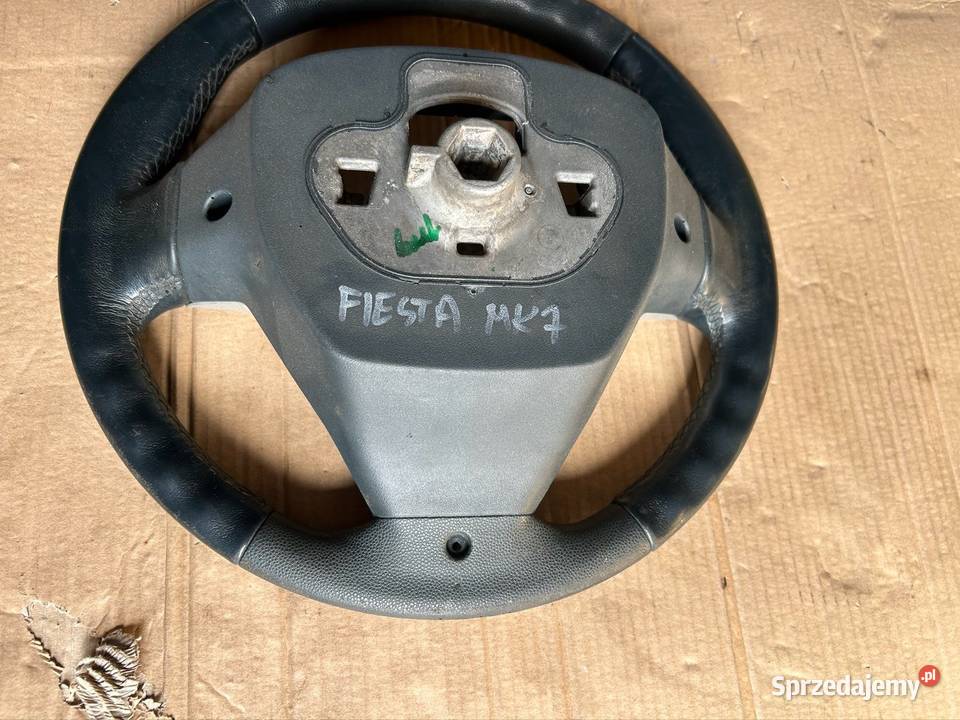 Kierownica Ford fiesta mk7 62143180B Pozostałe