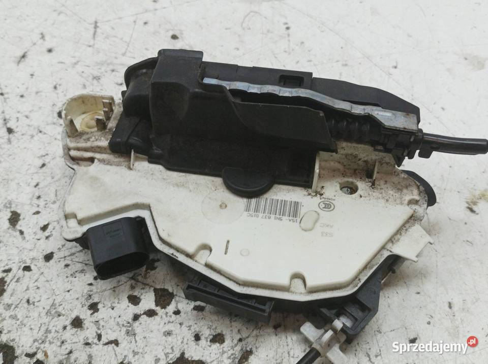 ZAMEK DRZWI LEWY PRZÓD 5N1837015C Skoda Superb Rok produkcji 2011
