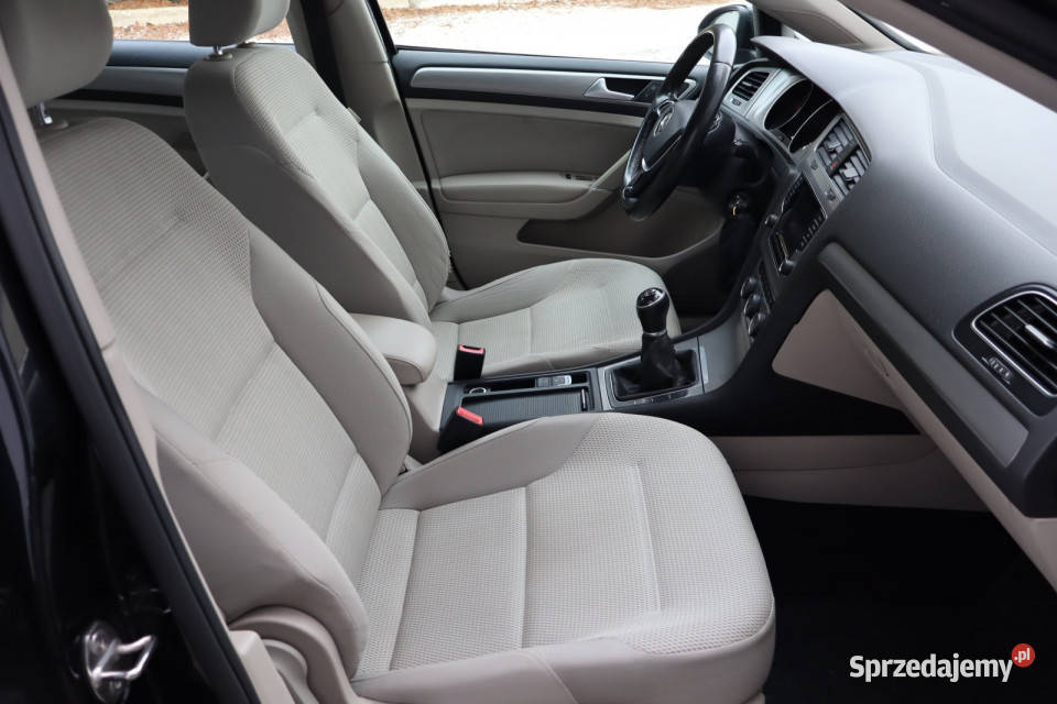 VW Golf 16 TDI wielofunkcyjna kierownica Motoryzacja sprzedam