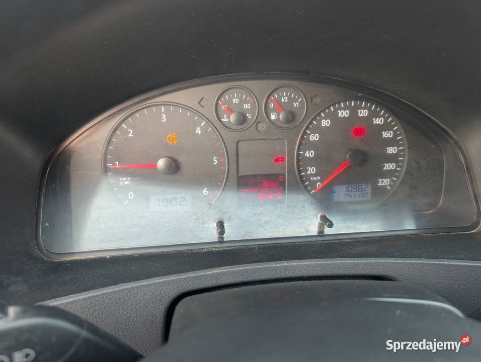 Volkswagen Transporter T5 19 TDI Super stan bez Góra Kalwaria