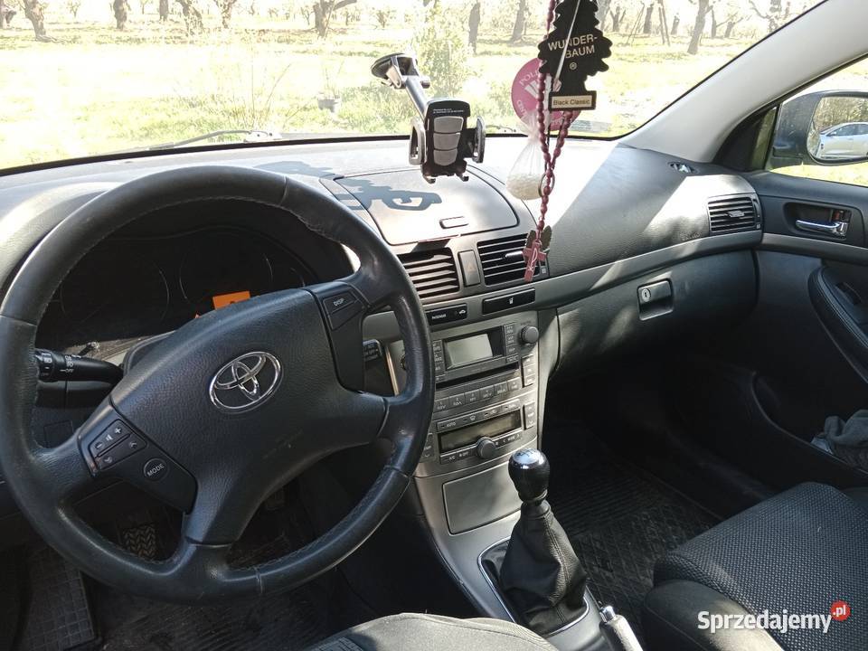 Toyota Avensis hak