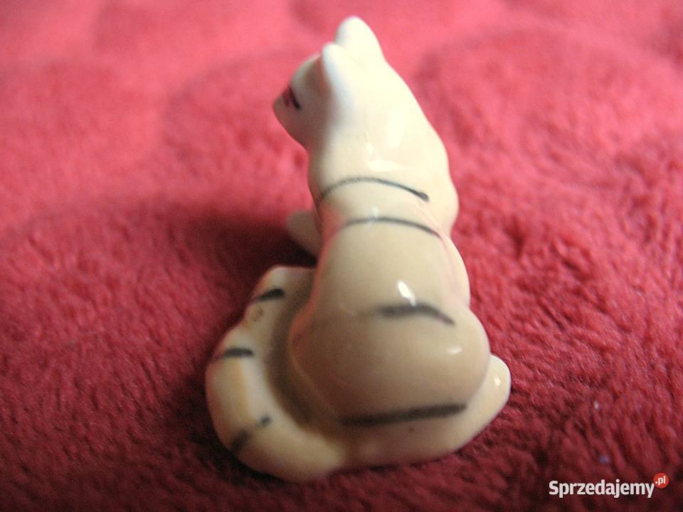 Kot miniatura figurka porcelana 2 x 3 x 2 mazowieckie