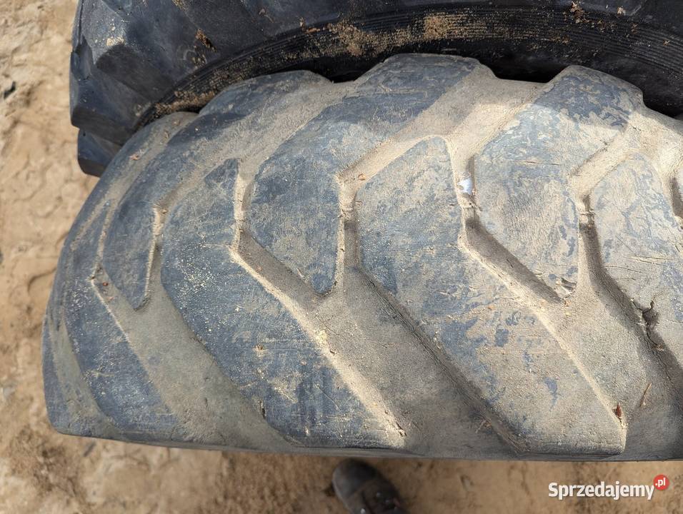Opona 14520 do ładowarki przyczepy ciągnika dwie Stężyca