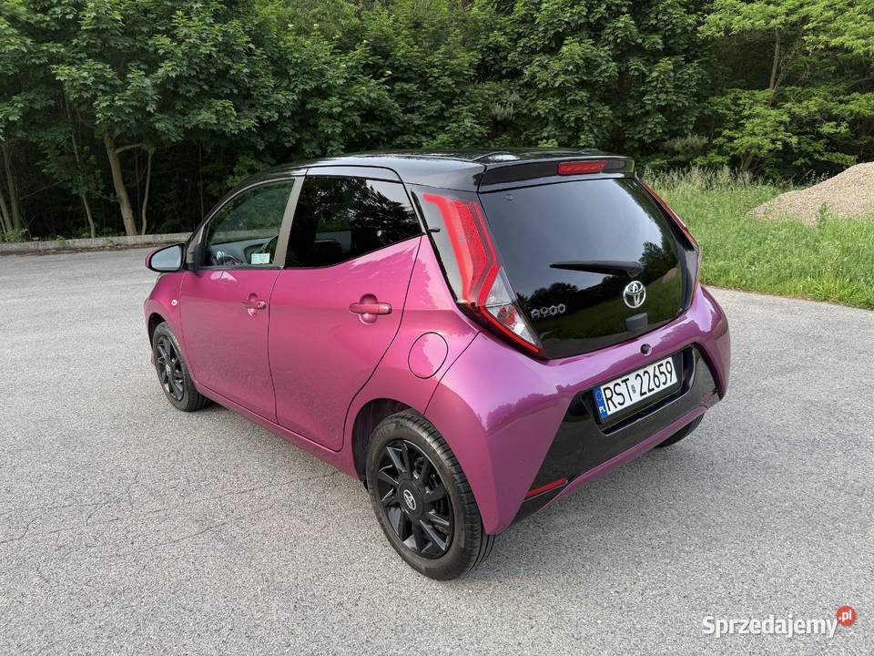 Toyota Aygo Selection XCITE Magenta 2018 r gniazdo USB Alwernia sprzedam