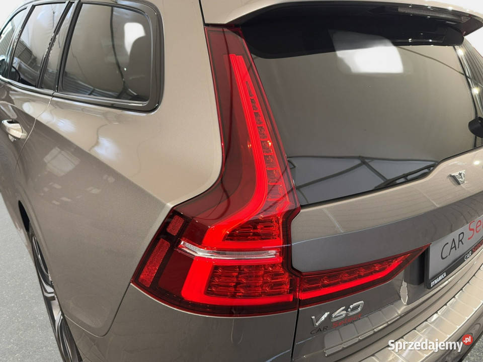 Volvo V60 VAT 23 RDesign 20 T8 PHEV 455 automat
