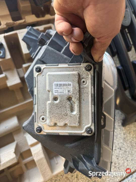2021 Ford F150 2x lampy Led z modulami grill Brończyce