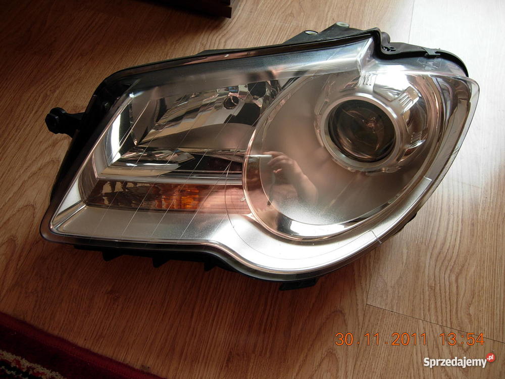 lewa lampa vw touran Dąbrowa Górnicza sprzedam