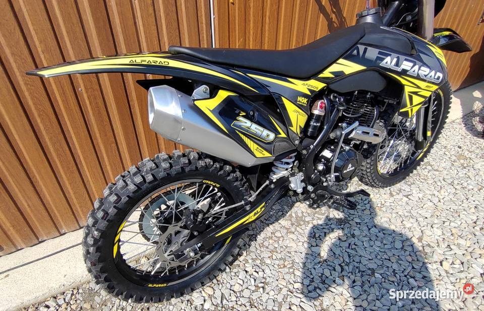 Nowy Cross Alfarad T7 250 Koła 1821 duża rama