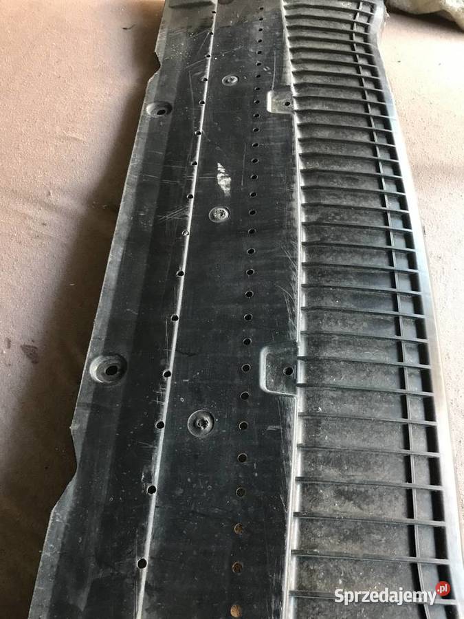 AUDI LIFT PLYTA OSLONA ZDERZAKA PRZOD Mnich