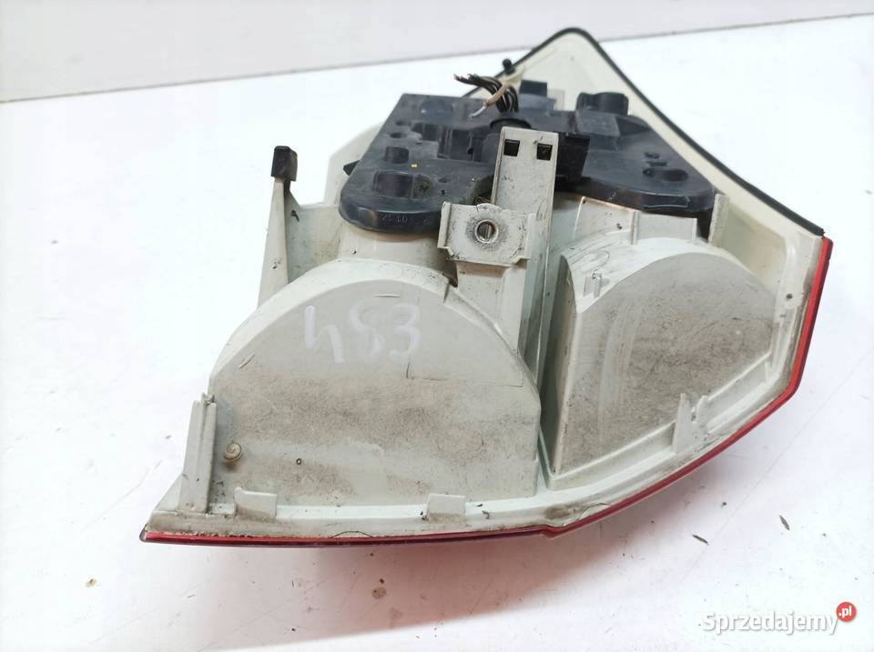 LAMPA TYŁ PRAWA SEDAN EU Audi A4 II 20002006 B6 Rok produkcji 2001 Części samochodowe świętokrzyskie sprzedam