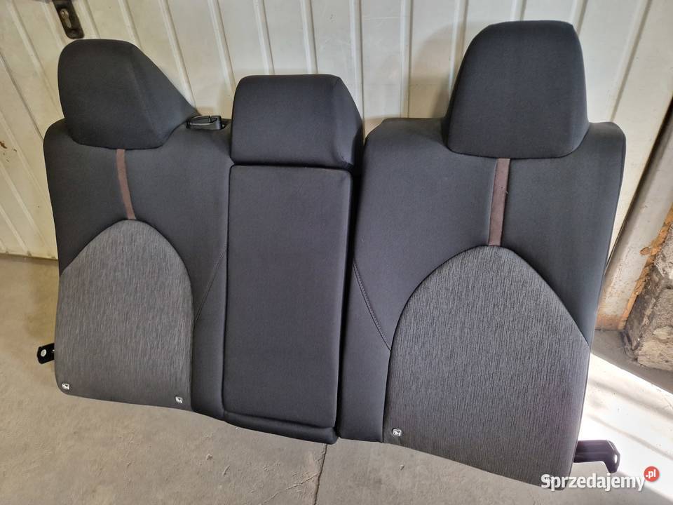 Fotele TOYOTA CAMRY VIII XV70 z 2020 roku Piaseczno