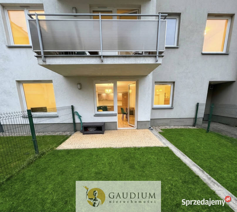 2 pok mieszkanie z miejscem postojowym w hali Rok budowy 2010 pomorskie Gdańsk