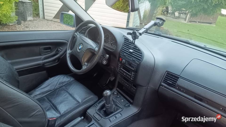 BMW E36 20 sedan Bujaków