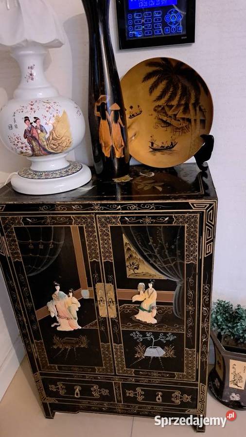 szafka chińska laka i koralowiec Warszawa