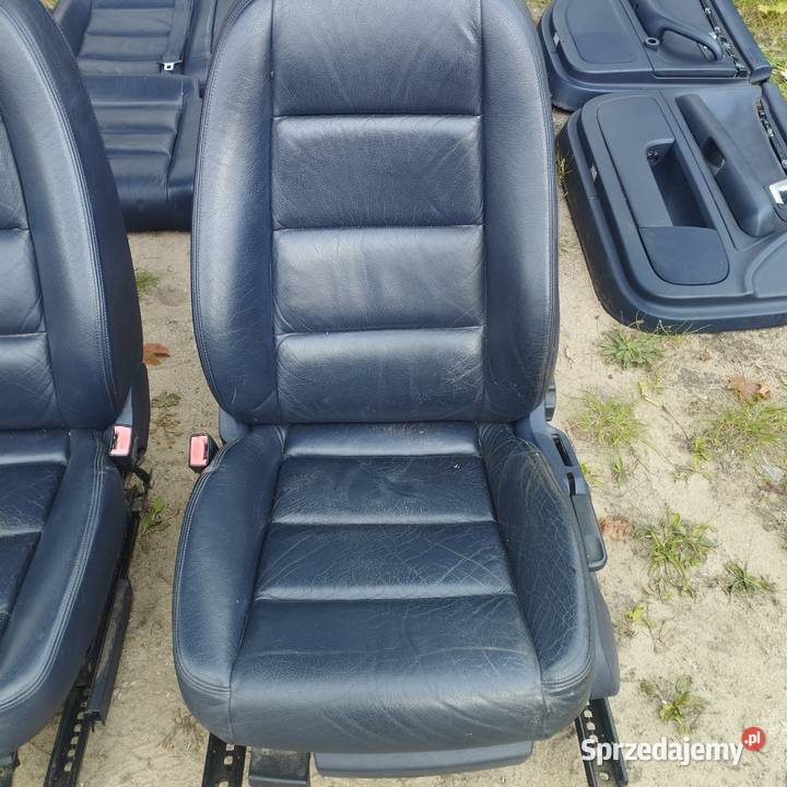 Granatowa skóra fotele kanapa boczki Audi a4b6 Serpelice sprzedam