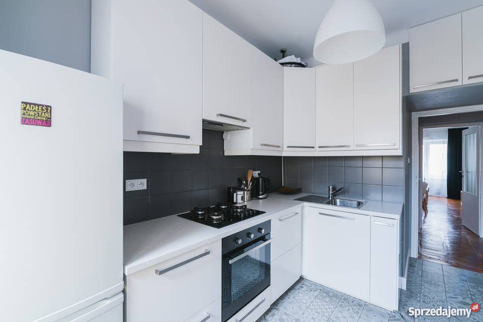 Mieszkanie na sprzedaż ochota piwnica Warszawa