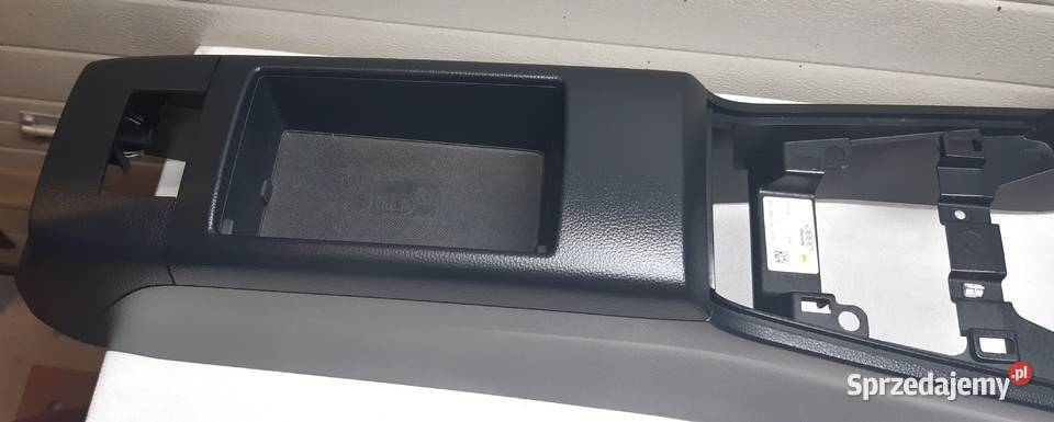TUNEL ŚRODKOWY AUDI A3 8V 8V1863241 osobowe dolnośląskie