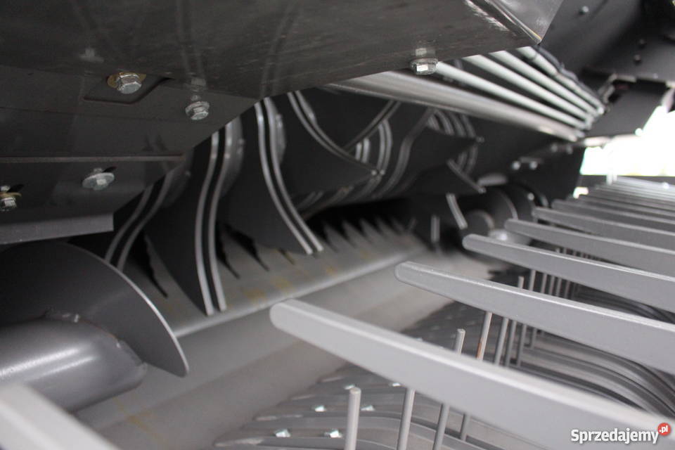 prasa Massey Ferguson RB4160v lelyMcHale Rotor Sokoły