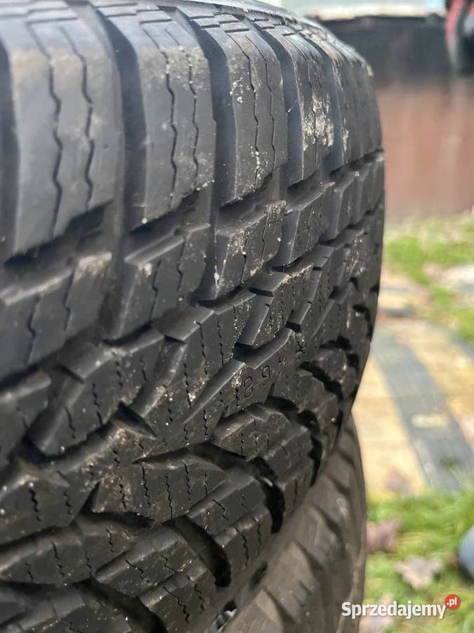 Komplet opon zimowych Nokian Snowproof 18565 R15 zima Samochodowe Lublin