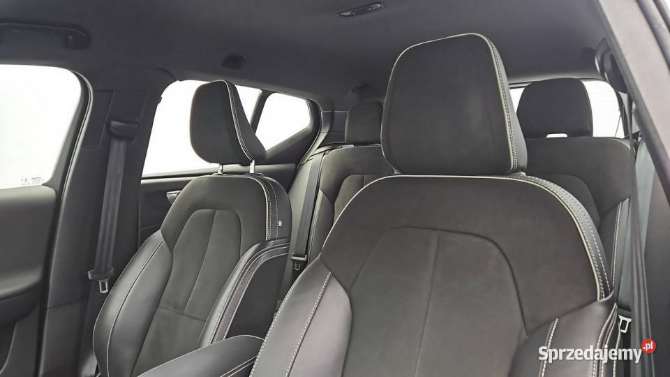 Volvo XC 40 T5 PlugIn Hybrid RDesign Z Polskiego Warszawa sprzedam