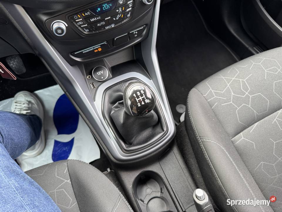 Ford B 10 BENZYNA Klimatronik Podgrzewane Fotele czarny Konin sprzedam