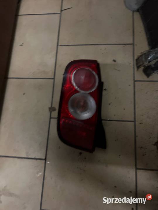Lampa tył lewa nissan micra K 12 Lampy tylne Części samochodowe wielkopolskie Margonin