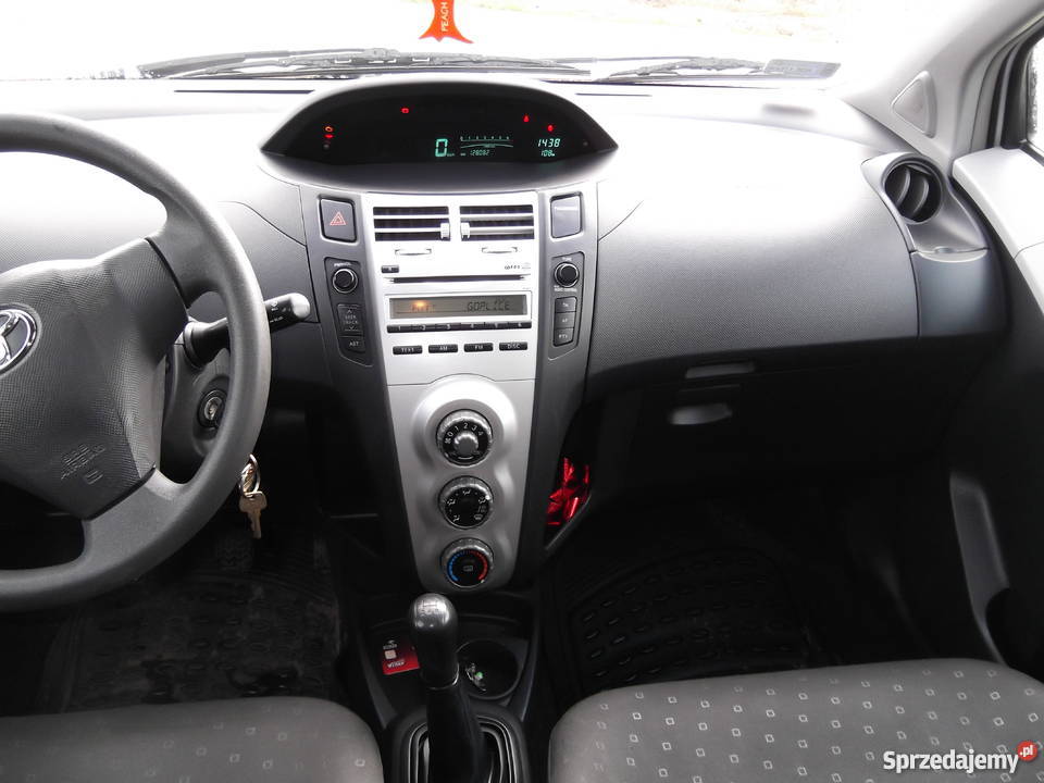 sprzedam toyota yaris II Okazja 51KM Brzostek