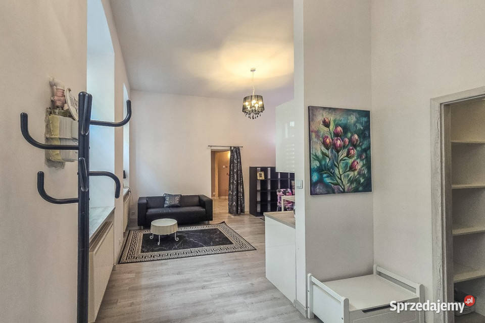 Łódź Centrum 2 pokoje z antresolą remoncie