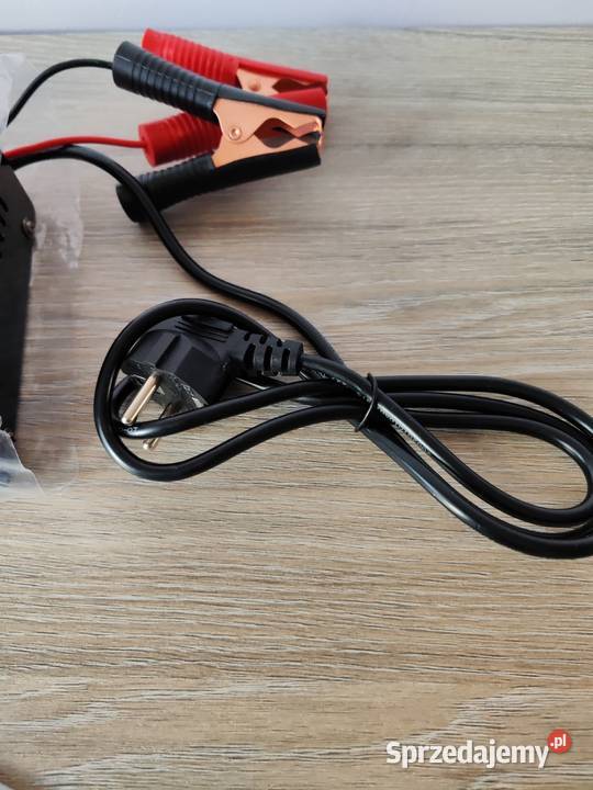 Inteligentny Prostownik AUTOUTLET 6V24V LCD NOWY Człuchów sprzedam