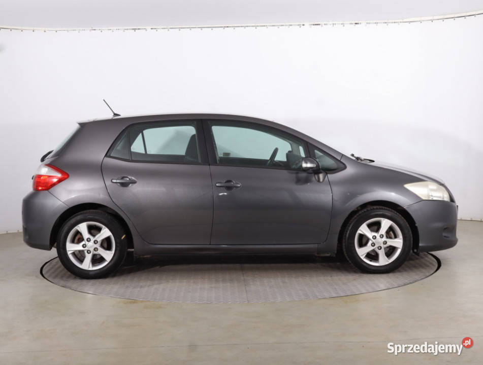 Toyota Auris 16 Valvematic Auris Piaseczno